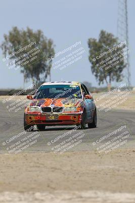 media/Sep-28-2025-24 Hours of Lemons (Sun) [[5dfe0e5f6e]]/10am (Off Ramp Exit)/